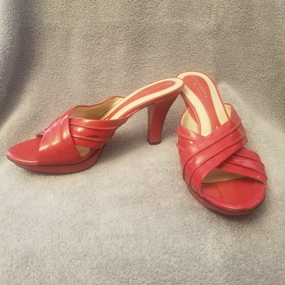 naturalizer red heels